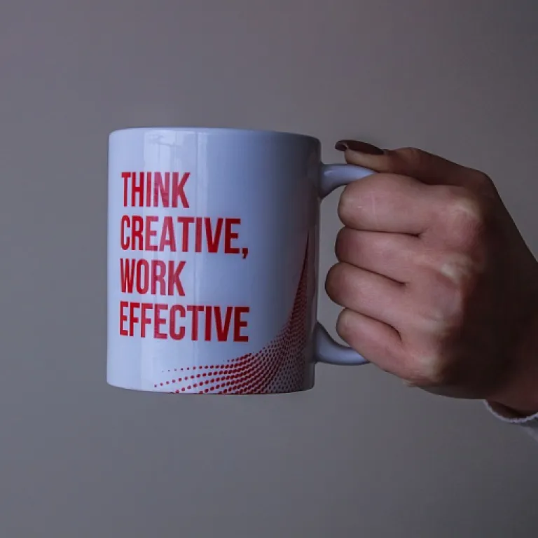 Comment bénéficier des aides entrepreneur avec elevetonbiz fr : conseils pour les entreprises de taille moyenne et les grandes sociétés